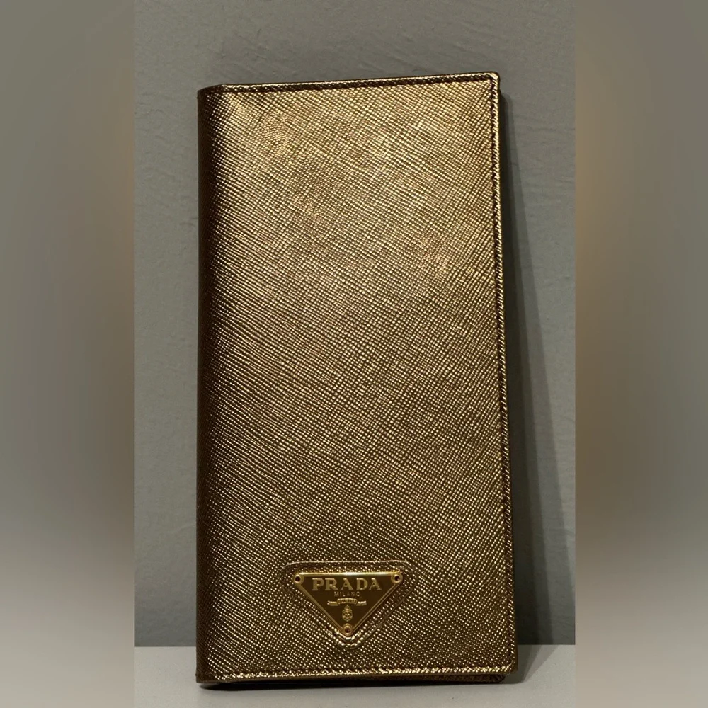 SOLD!💎Prada Saffiano Bronze Wallet-EUC - Picture 5 of 15